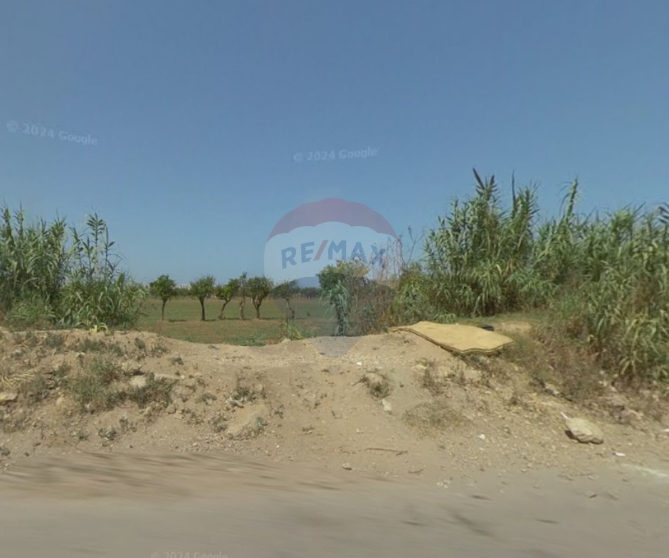 R9-3562 Land for Sale in Basatin – Tripoli, 1390 m²أرض للبيع في البساتين طرابلس – 1390 م² — Photo 1 of 3