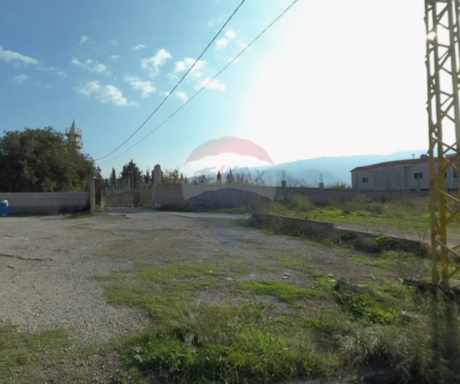 R9-3564 Land for Sale in Bino – Akkar, 2000 m², Residential أرض للبيع في بينو عكار – 2000 م²، سكنية — Photo 2 of 3
