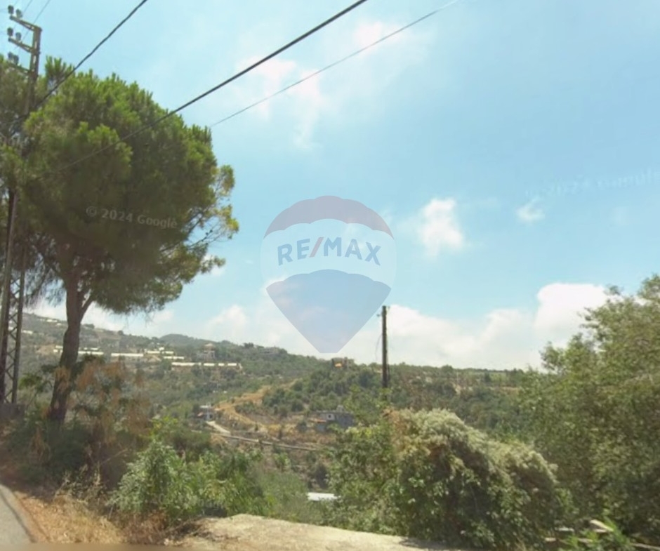 R9-3609 Land for Sale in Kfoun – Jbeil, 2143 m², Zoning 20/40أرض للبيع في كفون جبيل – 2143 م²، تصنيف 20/40 — Photo 2 of 3