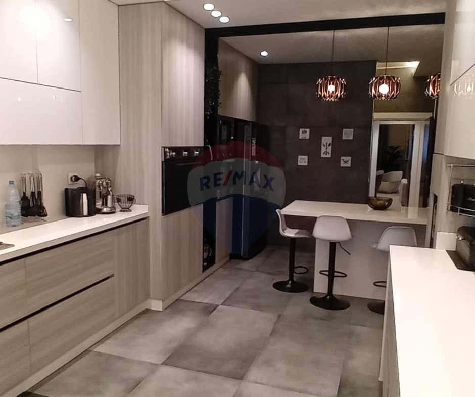 R9-3602 Luxury Apartment for Sale in Maarad – Tripoli, 315 m²شقة فاخرة للبيع في المعرض طرابلس – 315 م² — Photo 16 of 17