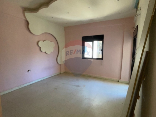 R9-3664 Apartment for Rent in Abou Samra – Hawooz Street, Tripoli, 170 m²شقة للإيجار في أبو سمرا شارع الحاووز طرابلس – 170 م² — Photo 3 of 12