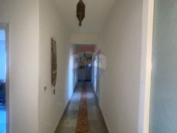 R9-3675 Apartment for Sale in Mina – Port Said Street, Tripoli, 310 m²شقة للبيع في الميناء شارع بورسعيد طرابلس – 310 م² — Photo 3 of 11