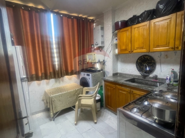 R9-3676 Apartment for Sale in Abou Samra – Tripoli, 93 m²شقة للبيع في أبو سمرا طرابلس – 93 م² — Photo 3 of 9