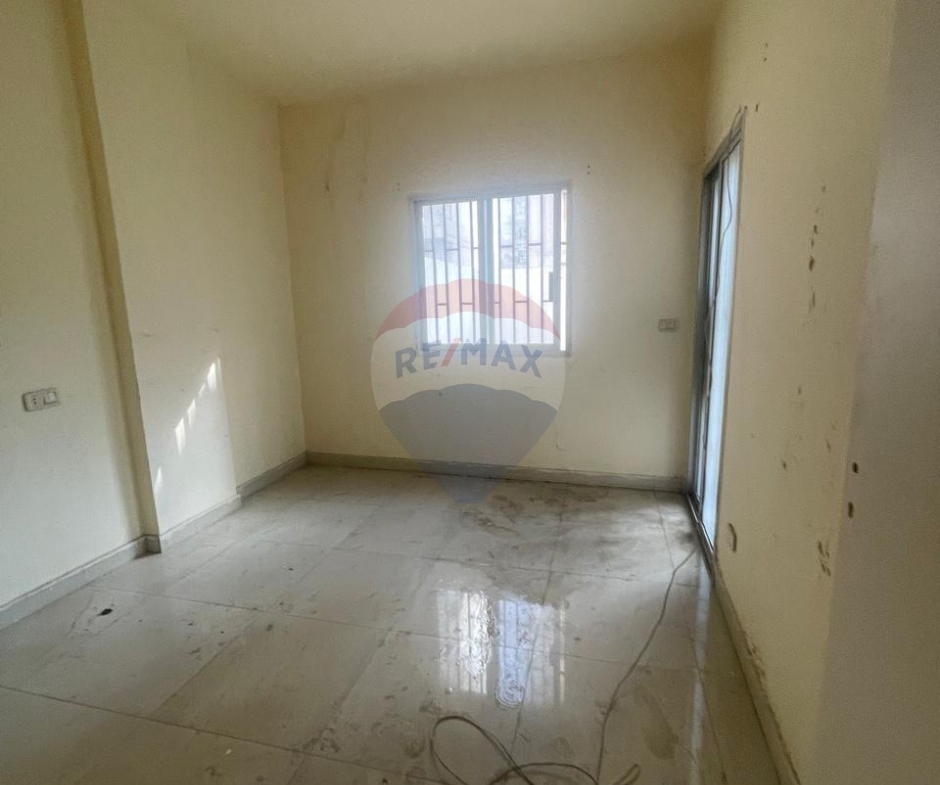R9-3542 Apartment for Rent in Miten Street – Tripoli, 100 m² شقة للإيجار في شارع ميتين طرابلس – 100 م² — Photo 3 of 5