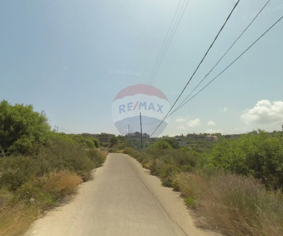 R9-3517 Land for Sale in Deddeh – Koura, 1674 m²أرض للبيع في دده الكورة – 1674 م² — Photo 3 of 3