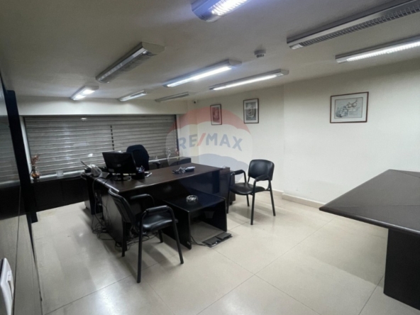 R9-3584 Showroom for Rent in Tripoli – Sahat El Nour, 400 m², Prime Locationصالة عرض للإيجار في طرابلس – ساحة النور، 400 م²، موقع مميز — Photo 3 of 22