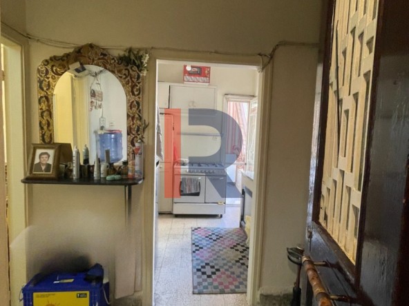 R9-3599 Apartment for Sale in Jemayzet Street – Tripoli, 120 m²شقة للبيع في شارع الجميزات طرابلس – 120 م² — Photo 3 of 8