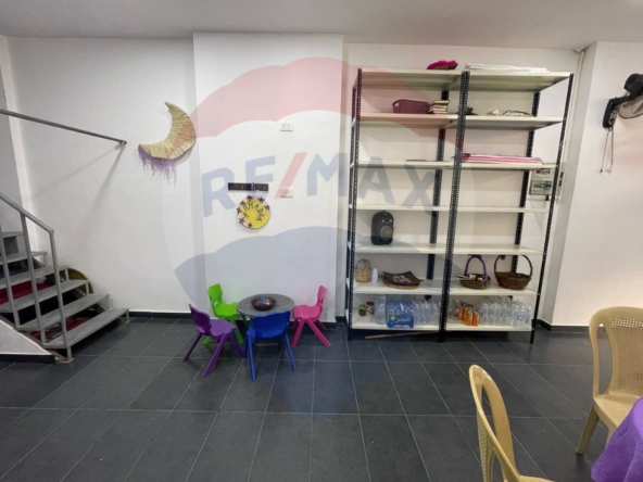 R9-3557 Shop for Rent in Thaqafe – Tripoli, 60 m², 2 Floorsمحل للأيجار في الثقافة طرابلس – 60 م²، طابقان — Photo 4 of 5