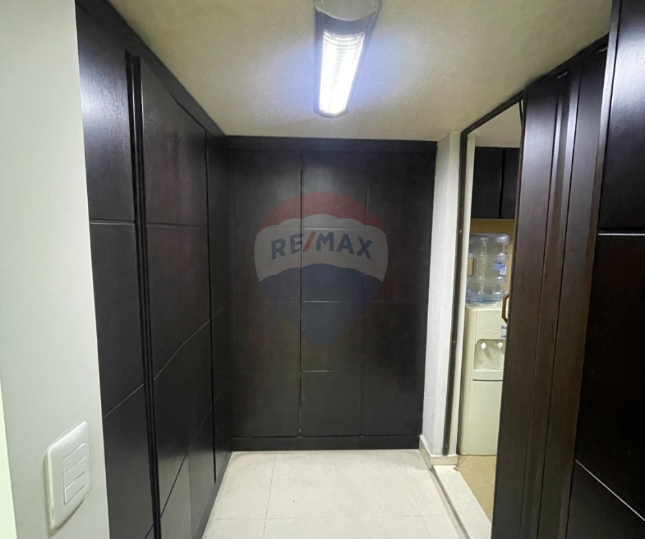 R9-3584 Showroom for Rent in Tripoli – Sahat El Nour, 400 m², Prime Locationصالة عرض للإيجار في طرابلس – ساحة النور، 400 م²، موقع مميز — Photo 4 of 22