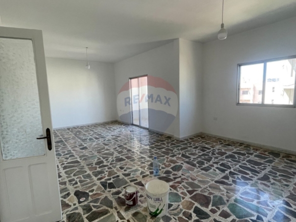 R9-3540 Apartment for Rent in Kobbeh – Mejdlaya Road, 100 m², Newly Renovated شقة للإيجار في الكبة طريق مجدليا – 100 م²، مجددة حديثًا — Photo 4 of 8
