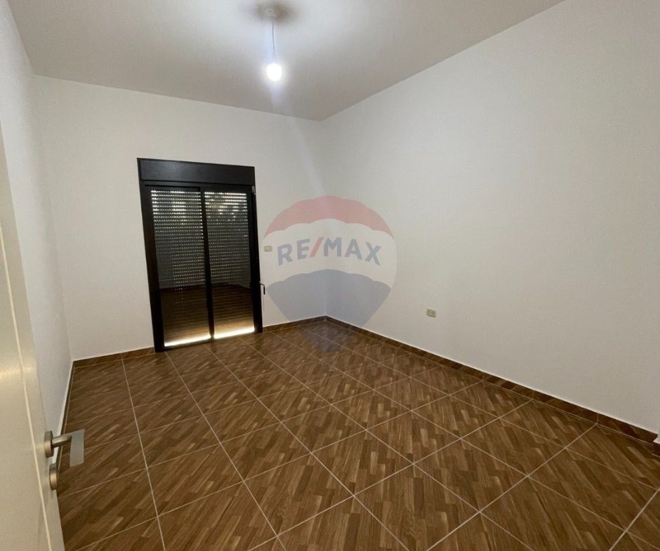R9-3569 Apartment for Sale in Block B – Deddeh, Koura, 140 m² + 30 m² Terraceشقة للبيع في بلوك B دده الكورة – 140 م² + تراس 30 م²، الطابق الأرضي — Photo 5 of 11