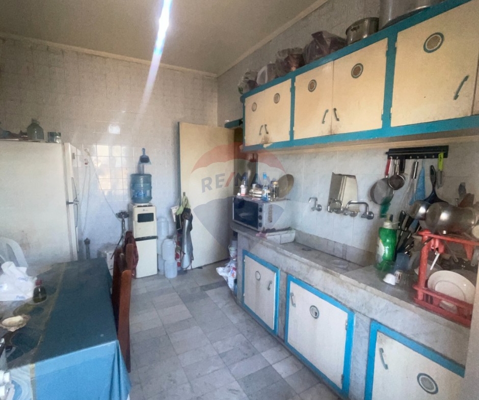 R9-3675 Apartment for Sale in Mina – Port Said Street, Tripoli, 310 m²شقة للبيع في الميناء شارع بورسعيد طرابلس – 310 م² — Photo 5 of 11