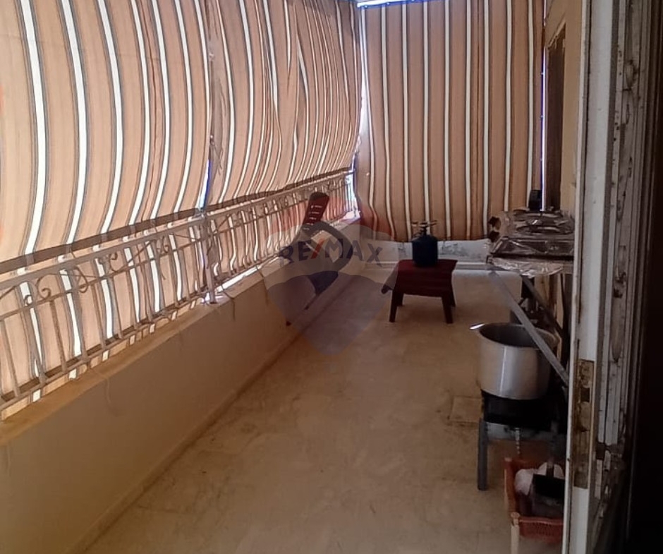 R9-3592 Apartment for Sale in Block A – Nakhleh, Koura, 300 m², Ground Floor with Gardenشقة للبيع في نخلة الكورة – 300 م²، طابق أرضي مع حديقة — Photo 6 of 13