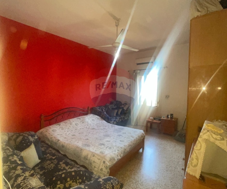 R9-3675 Apartment for Sale in Mina – Port Said Street, Tripoli, 310 m²شقة للبيع في الميناء شارع بورسعيد طرابلس – 310 م² — Photo 6 of 11