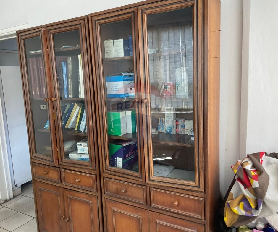 R9-3627 عيادة عيون للبيع في طرابلس – 70 م²، مجهّزة بالكامل — الصورة 7 من 22