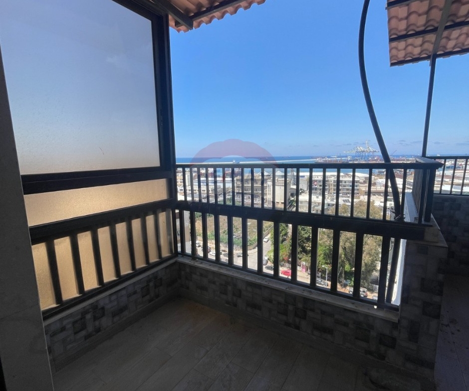 R9-3553 Apartment for Sale in Mina – Port Said Street, Tripoli, 220 m² شقة للبيع في الميناء شارع بورسعيد طرابلس – 220 م² — Photo 7 of 15