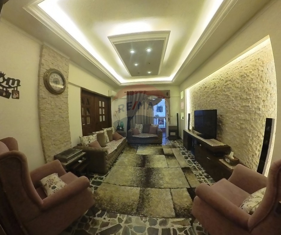 R9-3606 Apartment for Sale in Abou Samra – Tripoli, 200 m²شقة للبيع في أبو سمرا طرابلس – 200 م² — Photo 9 of 9