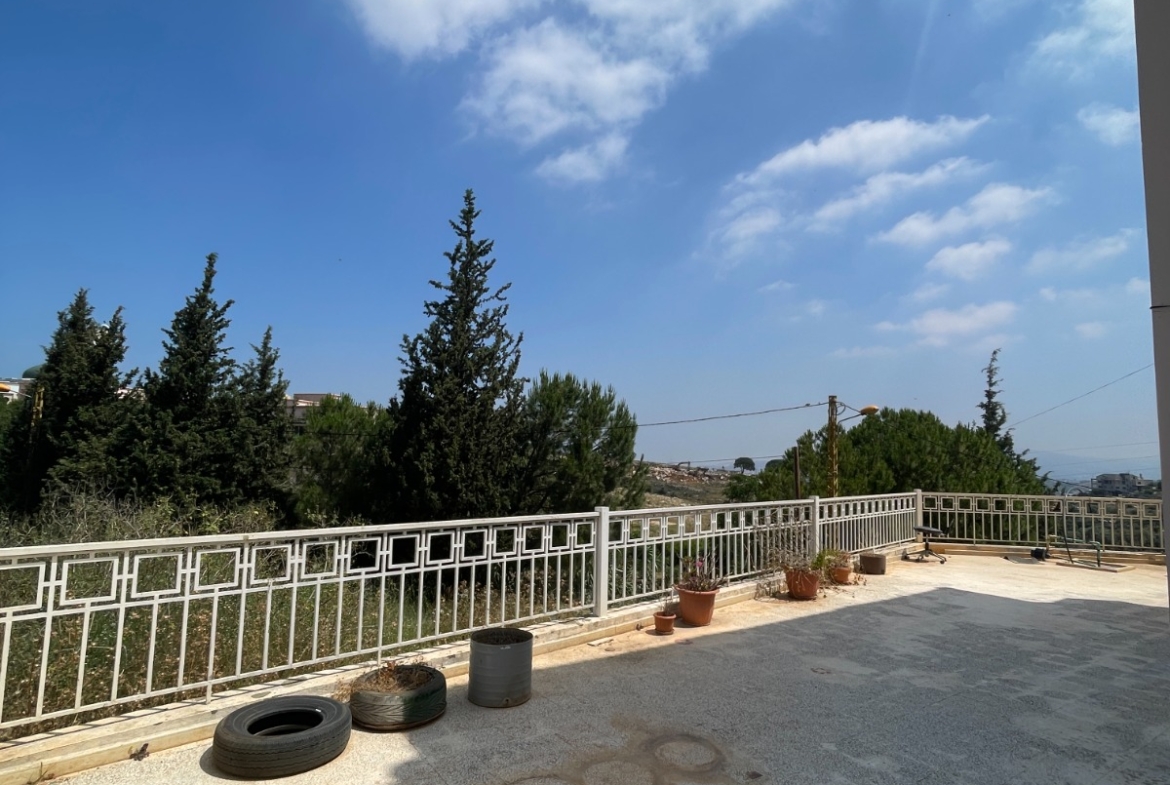 R9-3593 مبنى للإيجار في بتوراتيج الكورة – 900 م²، 3 طوابق — الصورة 13 من 50