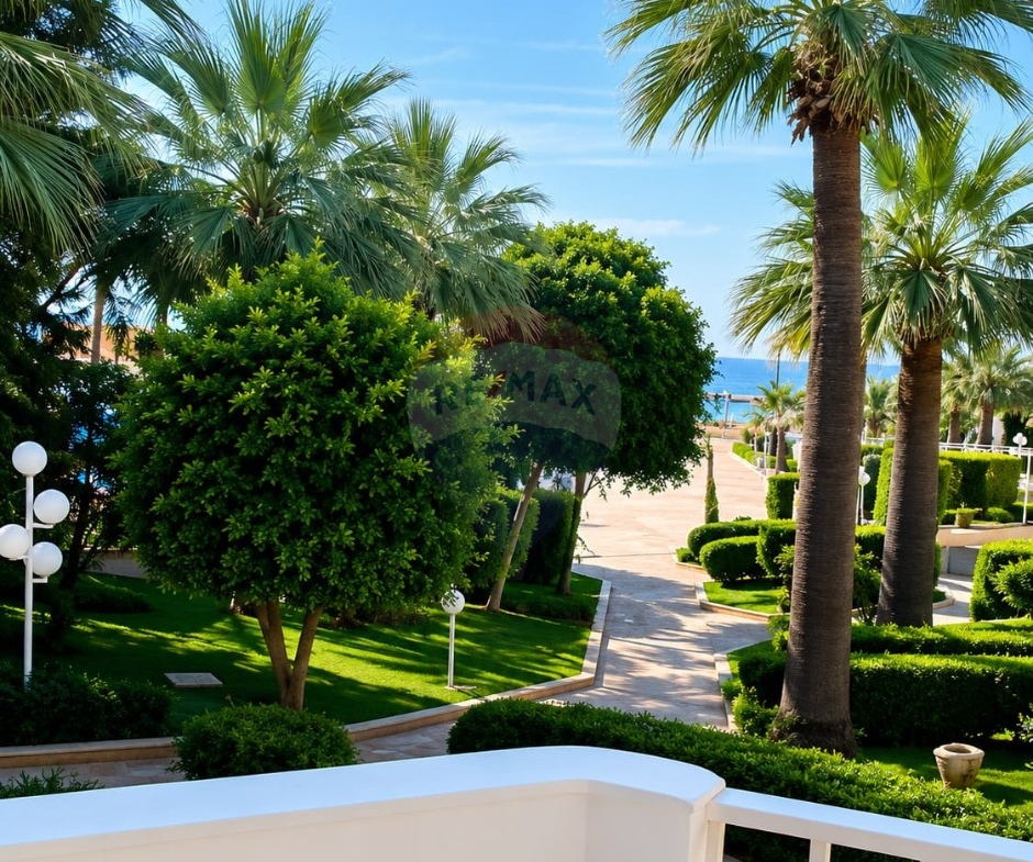 R9-3773 Furnished Chalet for Sale in Las Perlas Resort – Tripoli, 60 m², Ground Floor شاليه مفروش للبيع في منتجع لاس بيرلاس طرابلس – 60 م²، الطابق الأرضي — Photo 1 of 4