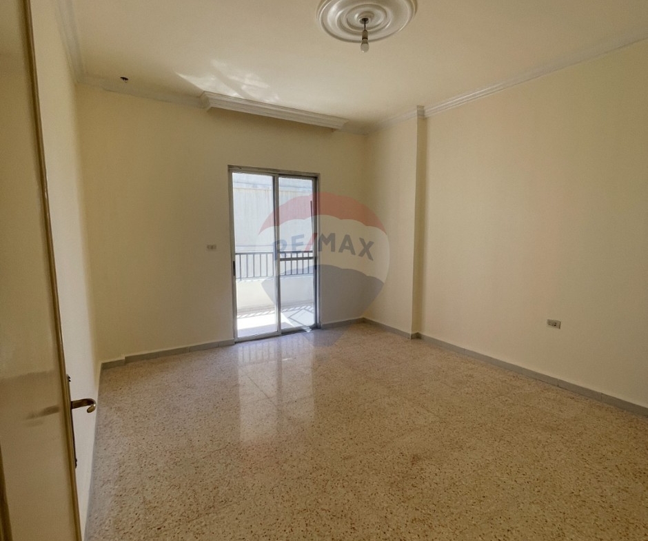R9-3762شقة للإيجار في شارع ميتين طرابلس – 250 م²، مجددة — الصورة 11 من 12