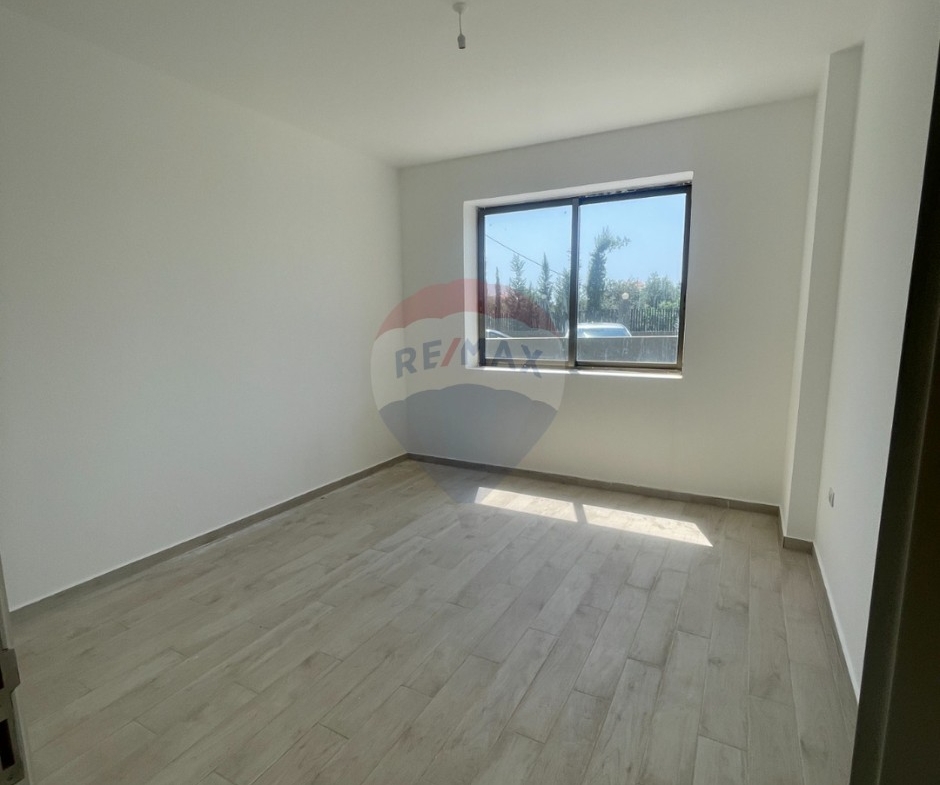 R9-3797 Apartment for Sale in Haykaliyeh – Koura, 140 m², Floor -1 شقة للبيع في هيكلية الكورة – 140 م²، الطابق تحت الأرض (-1) — Photo 5 of 9