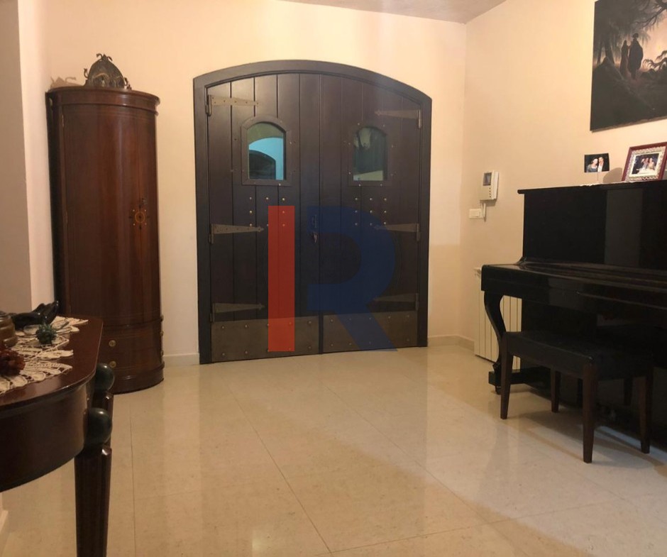R9-3700 Villa for Sale in Jouniyeh – Aajaltoun, 350 m², Land 2300 m² فيلا للبيع في جونية عجلتون – 350 م²، أرض 2300 م² — Photo 12 of 24
