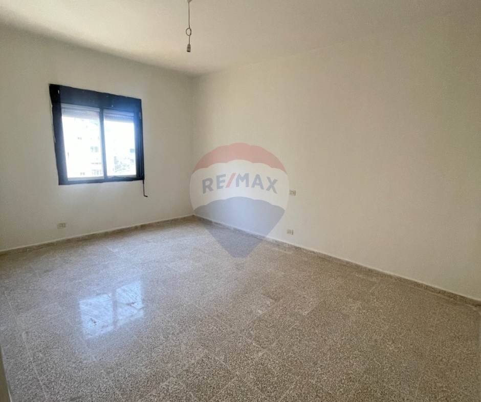 R9-3688 Apartment for Sale in Nakabet Al Ateba – Tripoli, 11th Floorشقة للبيع في نقابة الأطباء طرابلس – الطابق 11 — Photo 13 of 14