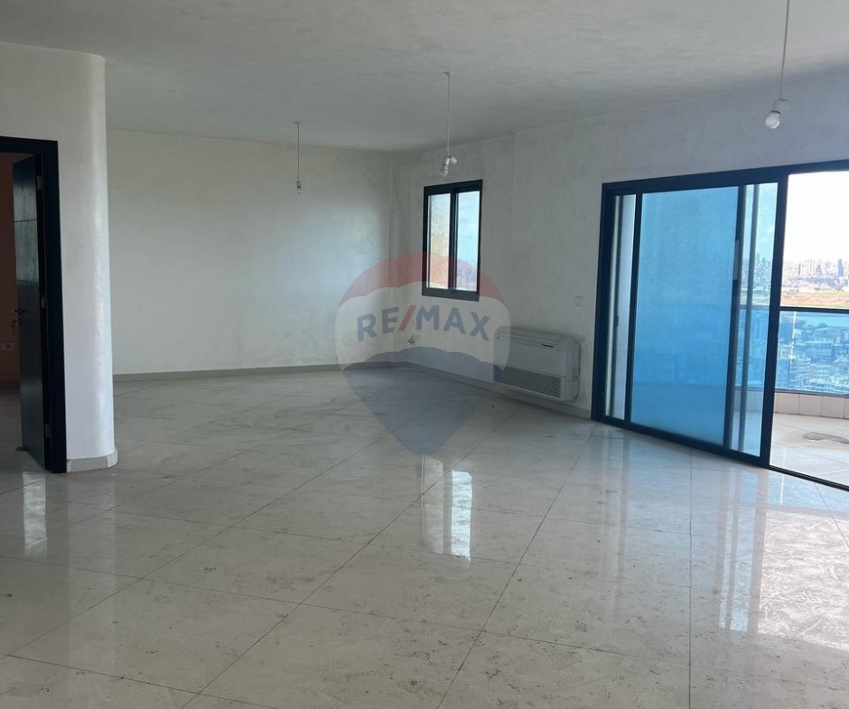 R9-3701 Apartment for Sale in Jel El Dib – Maten, 220 m², 7th Floor, Sea Viewشقة للبيع في جل الديب المتن – 220 م²، الطابق السابع، إطلالة بحرية — Photo 13 of 15