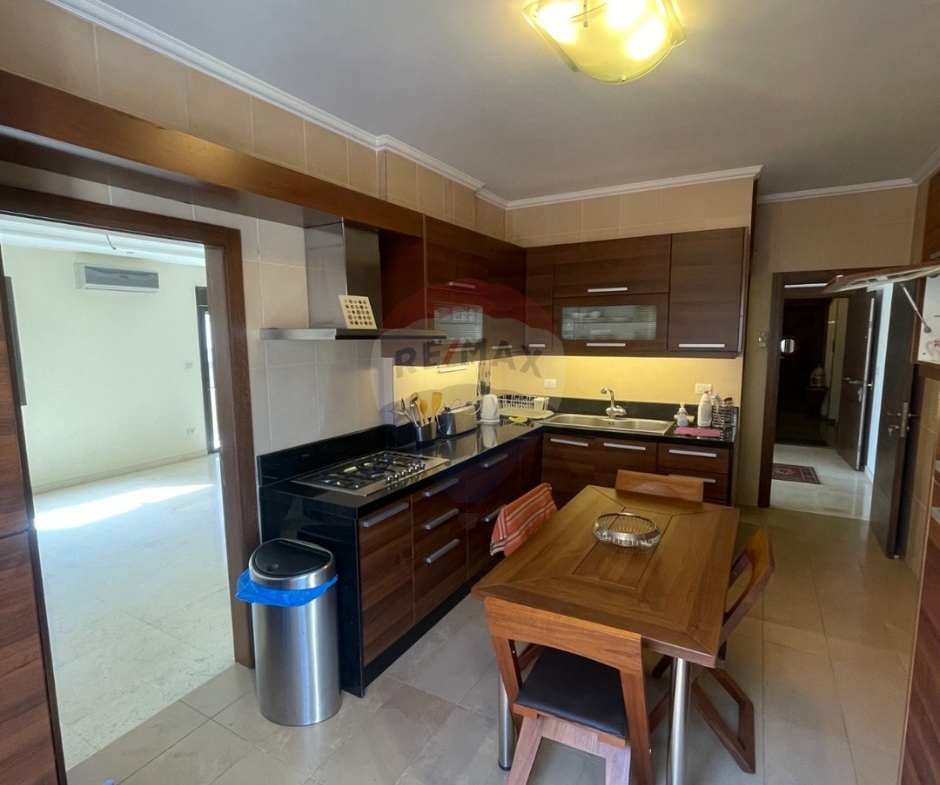 R9-3685 Apartment for Sale in Azmi Street – Tripoli, 220 m²شقة للبيع في شارع عزمي طرابلس – 220 م² — Photo 13 of 19