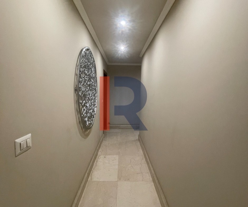 R9-3769 شقة سوبر ديلوكس للبيع في طريق الميناء طرابلس – 400 م² — الصورة 14 من 24