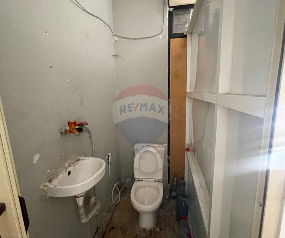 R9-3689 Shop for Sale in Motran – Tripoli, 60 m²محل للبيع في المطران طرابلس – 60 م² — Photo 2 of 5