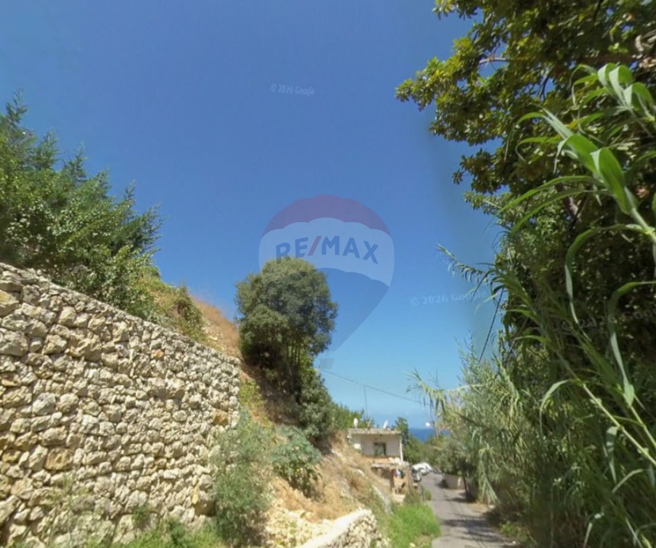 R9-3800 Land for Sale in Aqaibeh – Jounieh, 2,623 m², Zoning 25/75, Residential أرض للبيع في عقيبة جونية – 2,623 م²، سكنية، تصنيف 25/75 — Photo 2 of 3