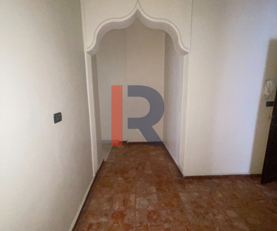 R9-3693 Apartment for Sale in Jemayzet – Tripoli, 130 m² — Photo 2 of 10