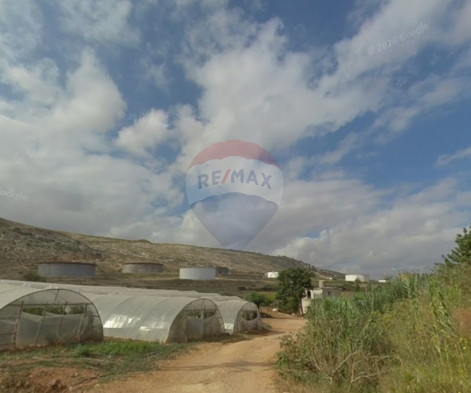 R9-3742 أرض للبيع في دير عمار الضنية – 1,901 م²، تصنيف 20/40 — الصورة 2 من 4