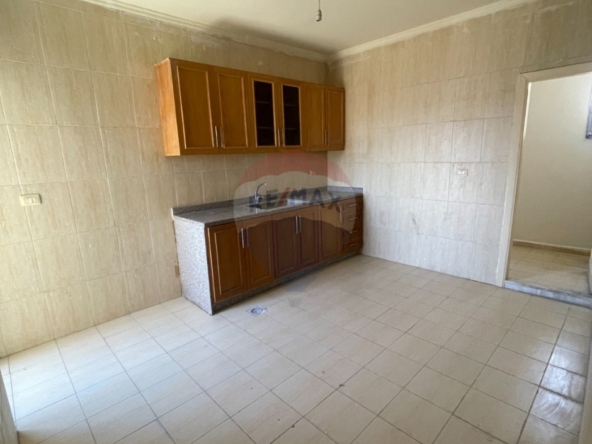 R9-3688 Apartment for Sale in Nakabet Al Ateba – Tripoli, 11th Floorشقة للبيع في نقابة الأطباء طرابلس – الطابق 11 — Photo 2 of 14