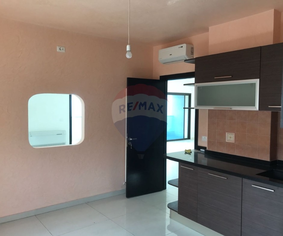 R9-3701 Apartment for Sale in Jel El Dib – Maten, 220 m², 7th Floor, Sea Viewشقة للبيع في جل الديب المتن – 220 م²، الطابق السابع، إطلالة بحرية — Photo 3 of 15