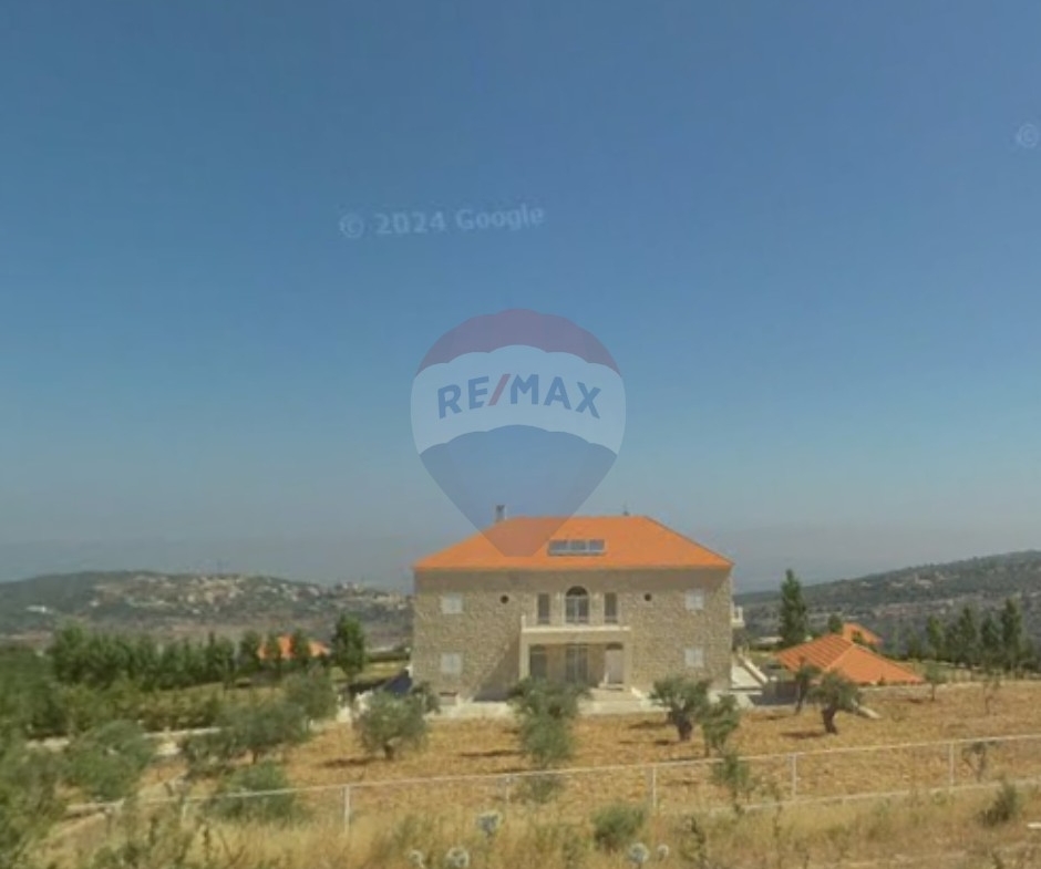 R9-3709 Land for Sale in Racha – Batroun, 1220 m², Residential Zoning أرض للبيع في رشا البترون – 1220 م²، تصنيف سكني — Photo 3 of 3