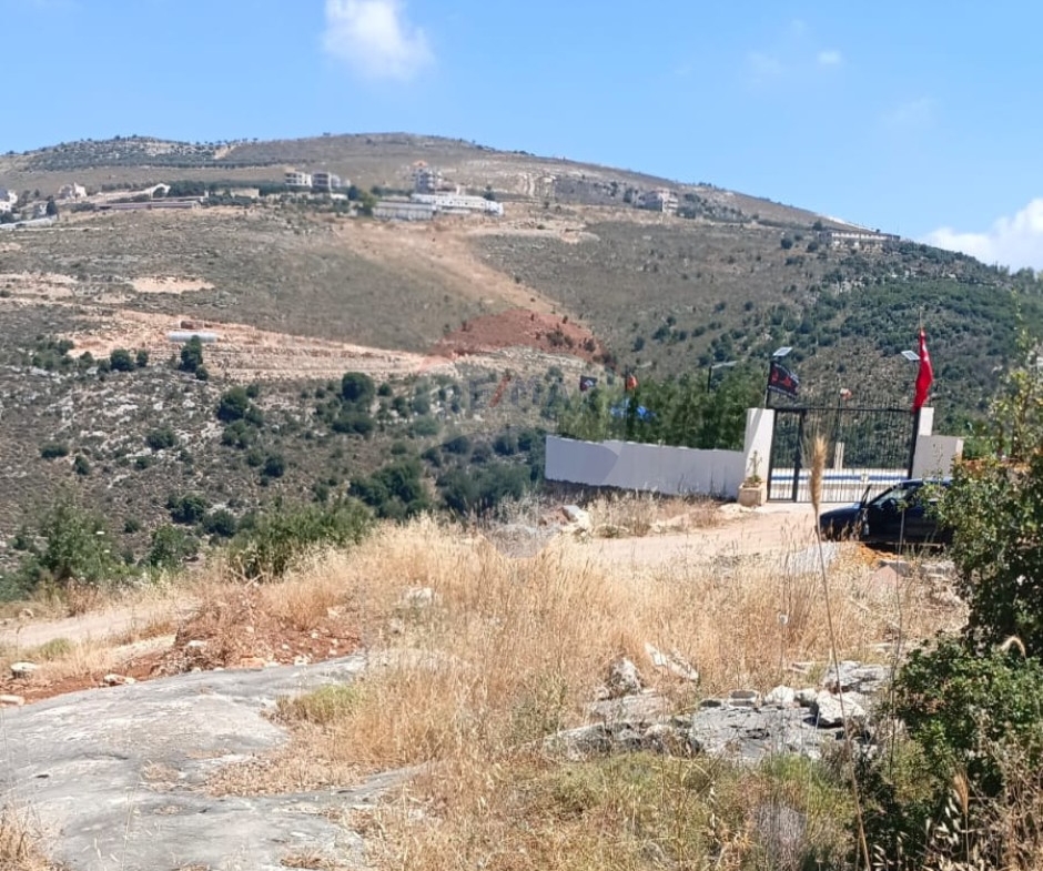 R9-3727  أرض للبيع في بنهران الكورة – 4200 م² — الصورة 3 من 3