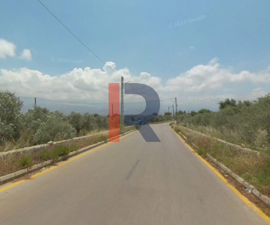 R9-3780 Land for Sale – Batroumine, Koura | 4,000 m²أرض للبيع – بترومين الكورة | 4,000 م² — Photo 3 of 3