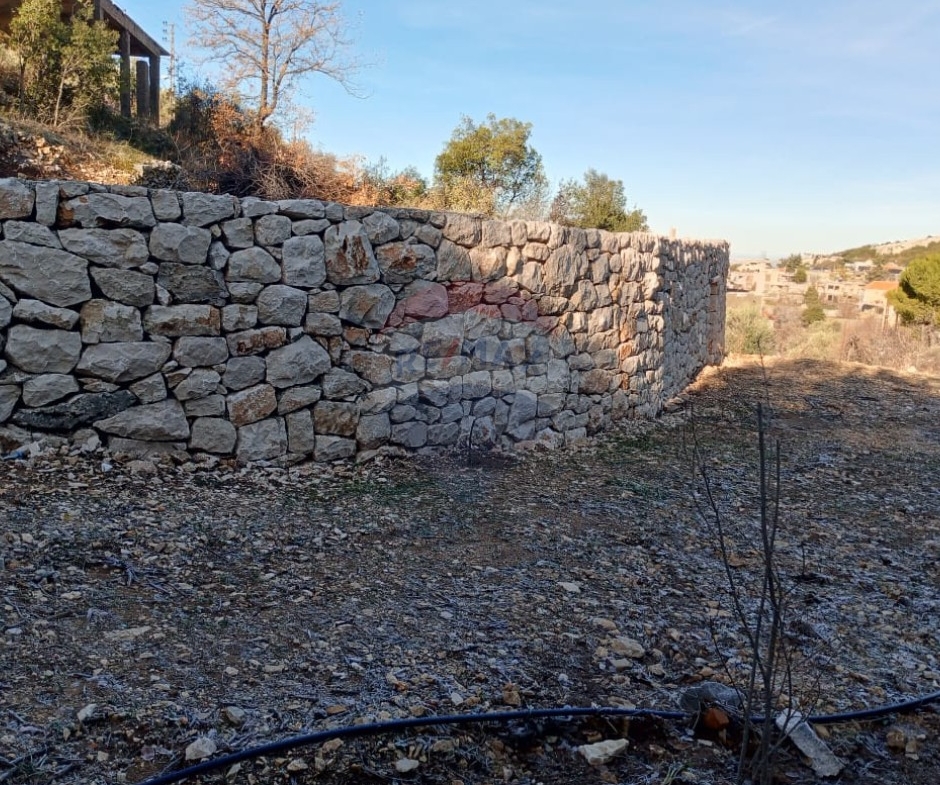 R9-3702 Land for Sale in Bchaaleh – Batroun, 850 m², Zoning 25/50 أرض للبيع في بشعليه البترون – 850 م²، تصنيف 25/50 — Photo 4 of 7