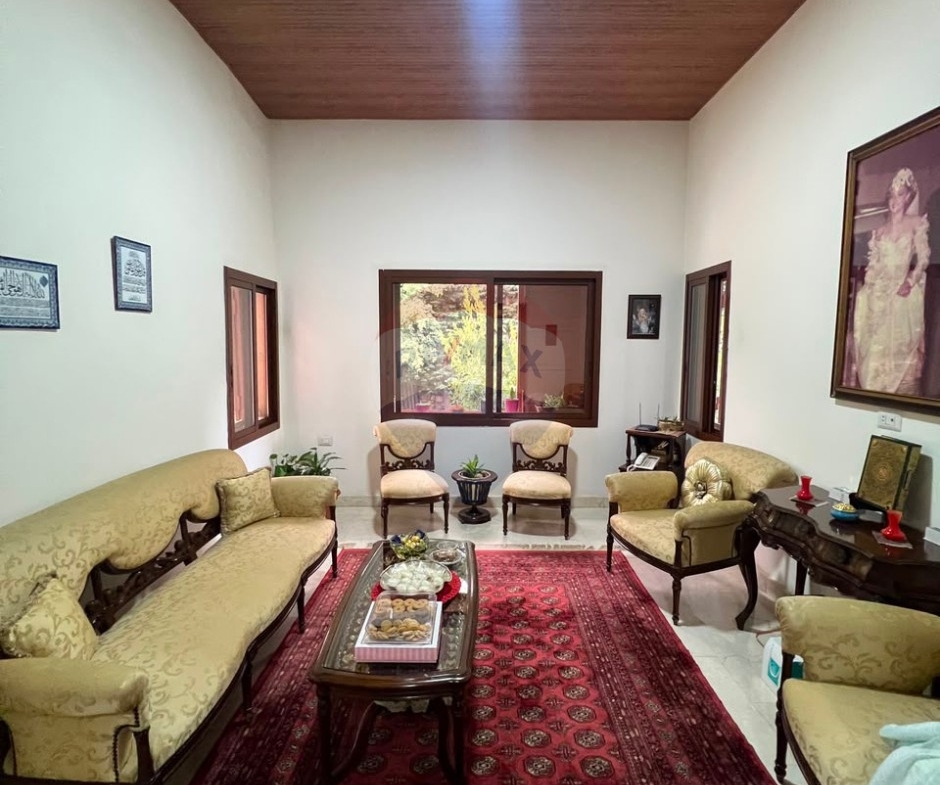 R9-3735  بيت ريفي  للبيع في الضنية طرابلس – 170 سنة — الصورة 4 من 17