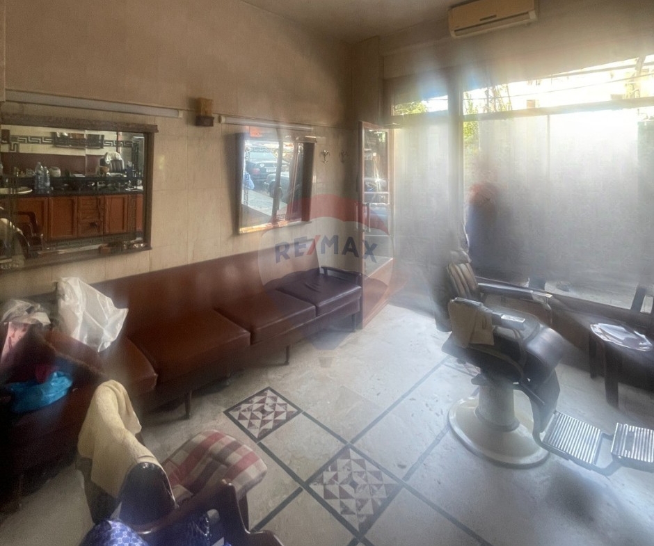 R9-3740 Shop for Sale in Abou Samra – Talaat al-Rifaeih, 20 m², Main Roadمحل للبيع في أبو سمرا طلعة الرفاعي قرب سوق الخضرة – 20 م² — Photo 4 of 4