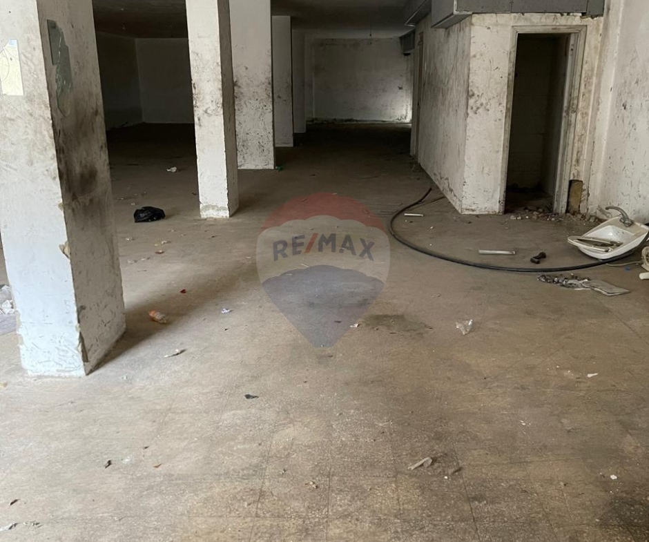 R9-3758 مستودع للبيع في زغرتا الخالدية – 255 م²، 4 واجهات — الصورة 4 من 5