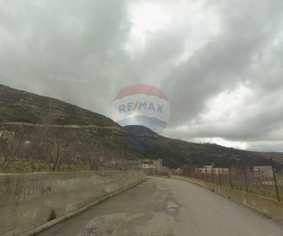 R9-3794  أرض للبيع في بقاعصفيرين الضنية – 1,100 م²، سكنية، تصنيف 20/40 — الصورة 4 من 4