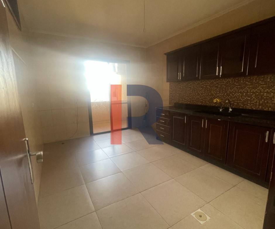 R9-3772 Apartment for Sale in Dam W Farez – Tripoli, 200 m²شقة للبيع في ضم وفرز طرابلس – 200 م² — Photo 5 of 13