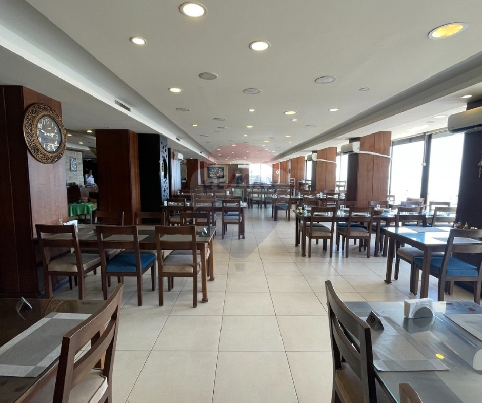 R9-3777 عقار ضيافة متكامل للبيع في كورنيش الميناء — الصورة 5 من 22