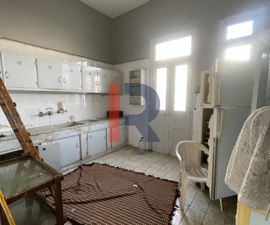R9-3787 شقة للإيجار في عزمي طرابلس – 280 م² — الصورة 8 من 11