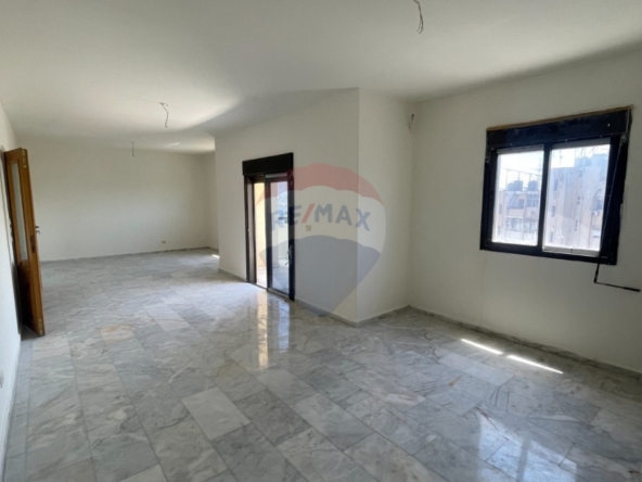 R9-3688 Apartment for Sale in Nakabet Al Ateba – Tripoli, 11th Floorشقة للبيع في نقابة الأطباء طرابلس – الطابق 11 — Photo 5 of 14