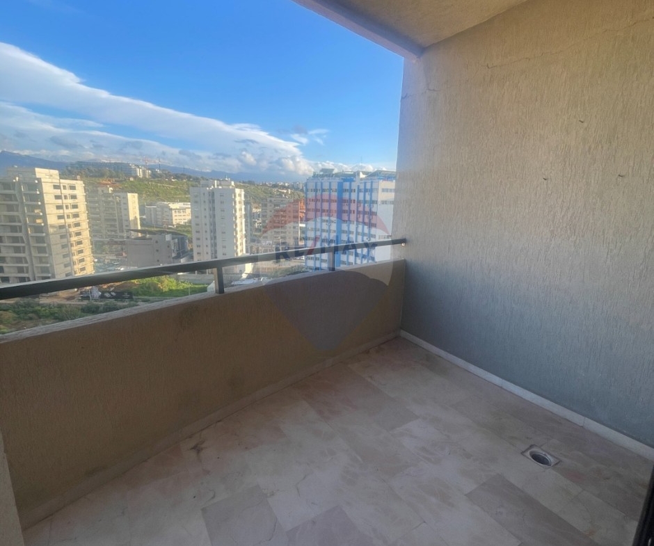 R9-3772 Apartment for Sale in Dam W Farez – Tripoli, 200 m²شقة للبيع في ضم وفرز طرابلس – 200 م² — Photo 7 of 13