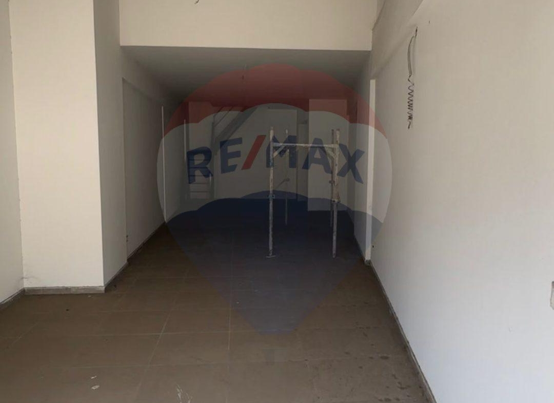 R9-3783محل للإيجار في بحصاص طرابلس – 100 م²، طابقان، موقع استراتيجي — الصورة 3 من 3